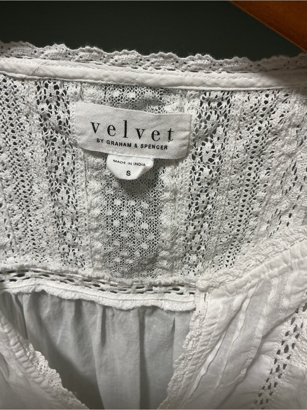 Velvet by Graham & Spencer Pia Blouse White Eyelet Lace V-Neck Boho Top, S - Picture 2 of 14